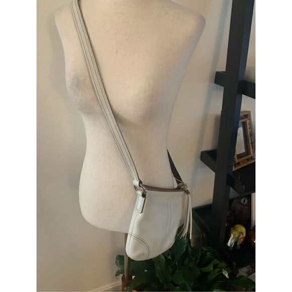 Coach crossbody white purse bag leather - Picture 3 of 7